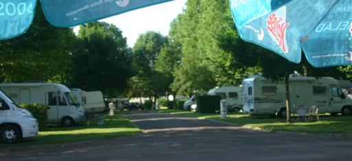 Club caravaning camping-car, camping val de boutonne 3 étoiles avec piscine, La Rochelle, Saintes, Niort, Cognac, Futuroscope, Poitiers