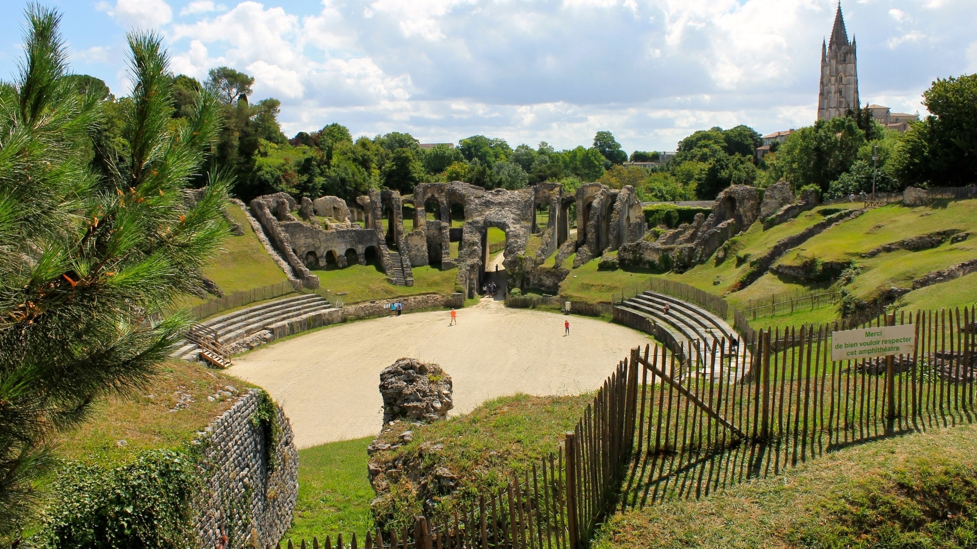 overblijfselen galo romain saintes camping val de boutonne